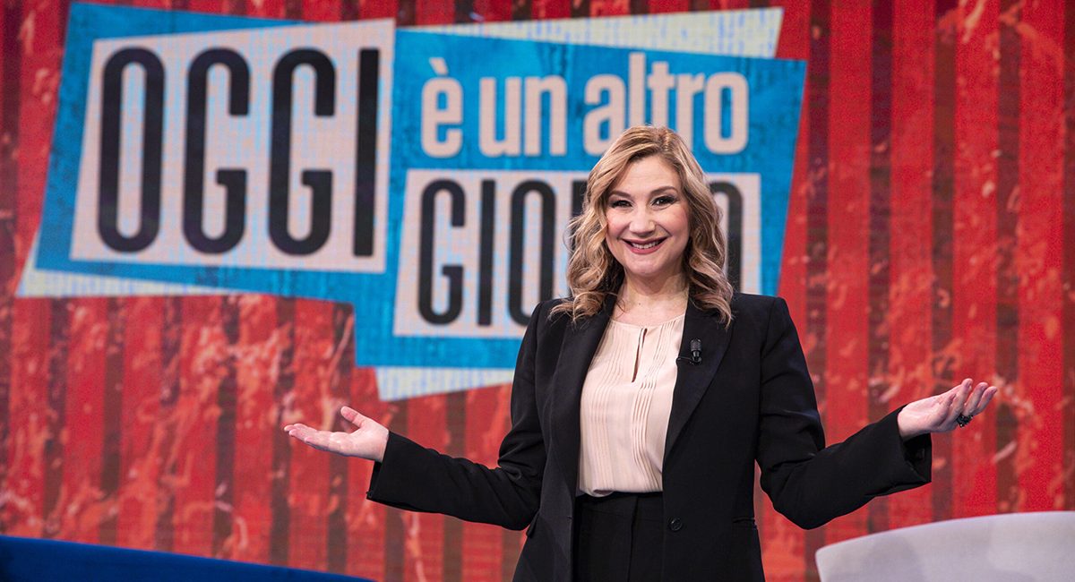 Serena Bortone Oggi è un altro giorno Rai1