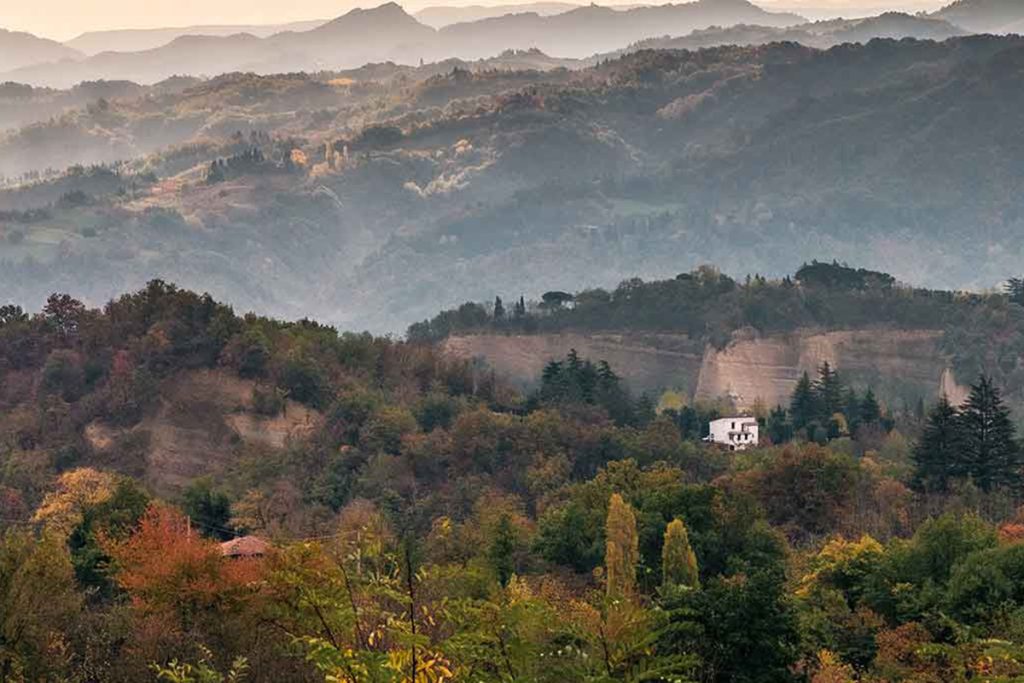 Il panorama dell'Appennino Bolognese in autunno